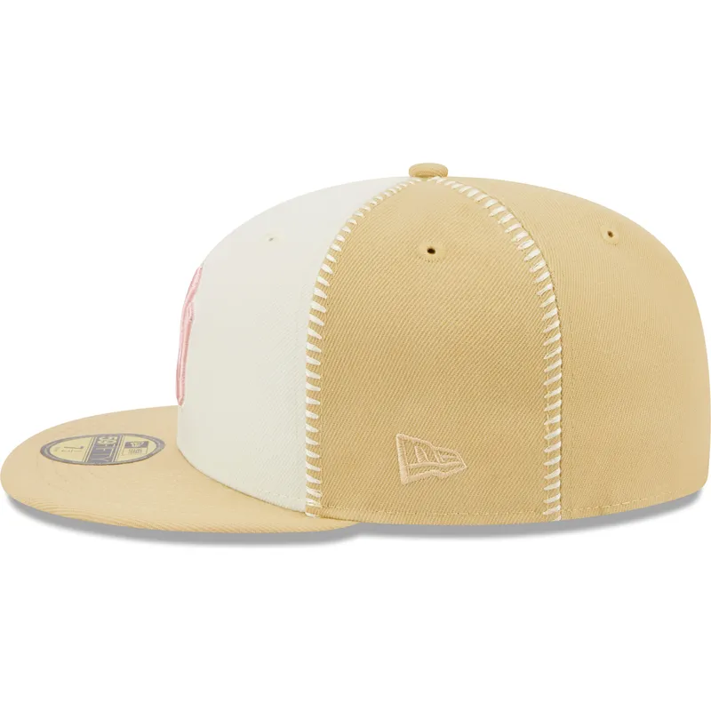 shapka-ploska-bezhov-prilepnala-rosa-59fifty-seam-stitch-na-new-york-yankees-mlb-ot-new-era