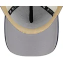 shapka-izvita-traker-bezhov-snapbek-9forty-a-frame-all-day-na-boston-red-sox-mlb-ot-new-era