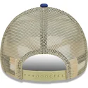 beige-blaue-9forty-a-frame-all-day-trucker-cap-der-los-angeles-dodgers-mlb-von-new-era