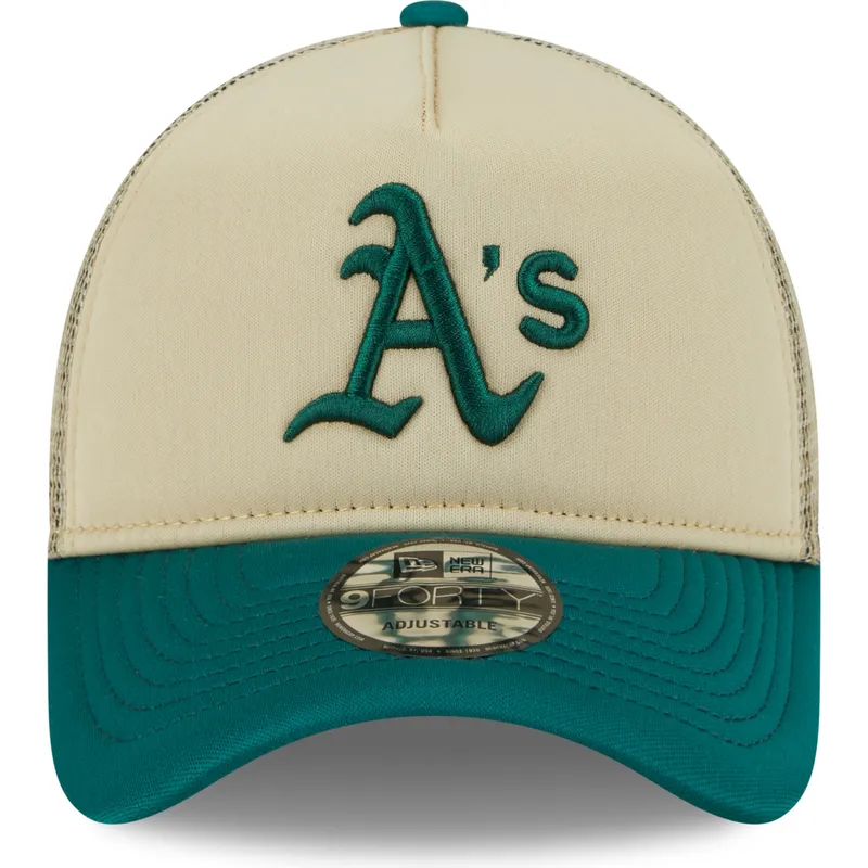 shapka-izvita-traker-bezhov-snapbek-9forty-a-frame-all-day-na-oakland-athletics-mlb-ot-new-era