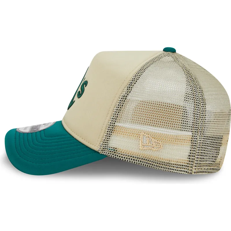 shapka-izvita-traker-bezhov-snapbek-9forty-a-frame-all-day-na-oakland-athletics-mlb-ot-new-era