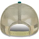 shapka-izvita-traker-bezhov-snapbek-9forty-a-frame-all-day-na-oakland-athletics-mlb-ot-new-era