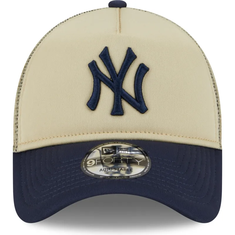 shapka-izvita-traker-bezhov-snapbek-9forty-a-frame-all-day-na-new-york-yankees-mlb-ot-new-era