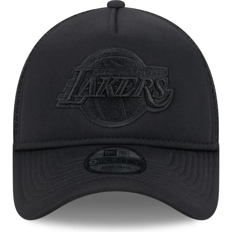 shapka-izvita-traker-cherna-snapbek-9forty-a-frame-all-day-na-los-angeles-lakers-nba-ot-new-era