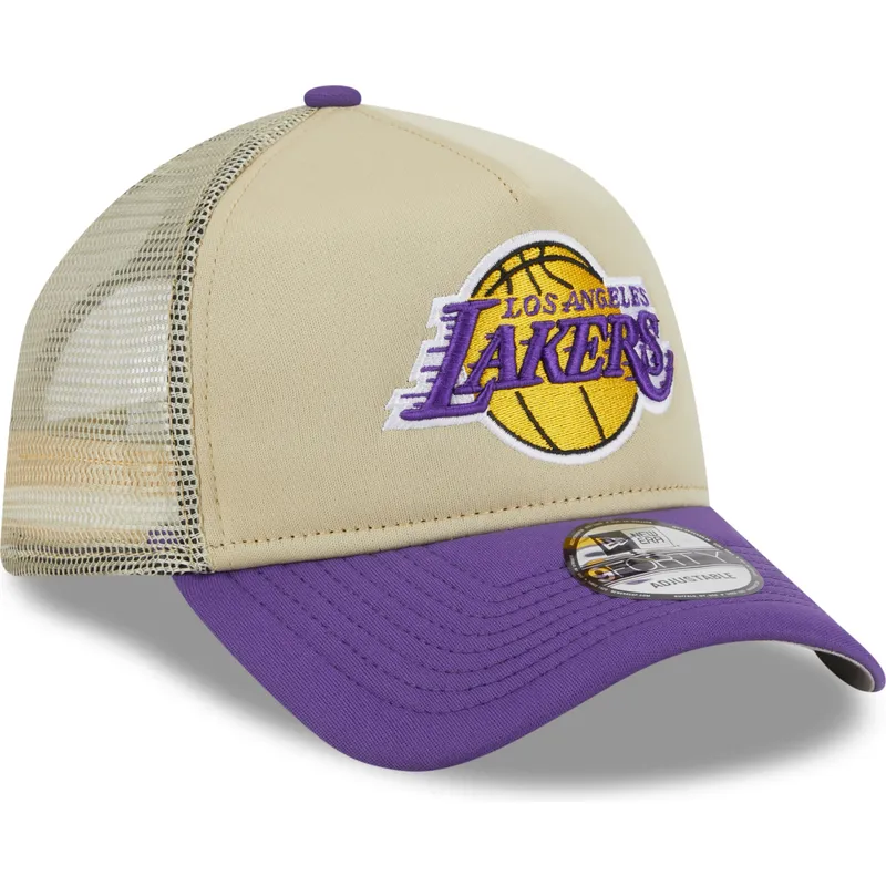 shapka-izvita-traker-bezhov-snapbek-9forty-a-frame-all-day-na-los-angeles-lakers-nba-ot-new-era