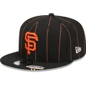 shapka-ploska-cherna-snapbek-9fifty-pinstripe-visor-clip-na-san-francisco-giants-mlb-ot-new-era