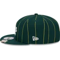 shapka-ploska-zelena-snapbek-9fifty-pinstripe-visor-clip-na-oakland-athletics-mlb-ot-new-era