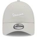 shapka-izvita-bezhov-reguliruem-9forty-seasonal-na-vespa-piaggio-ot-new-era