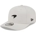 shapka-izvita-bezhov-snapbek-9fifty-seasonal-na-mclaren-racing-formula-1-ot-new-era