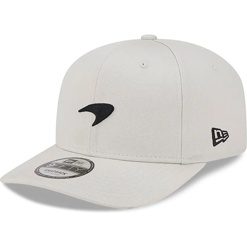 shapka-izvita-bezhov-snapbek-9fifty-seasonal-na-mclaren-racing-formula-1-ot-new-era