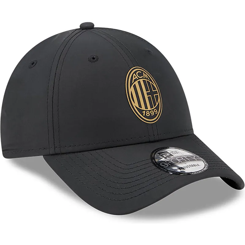 sort-justerbar-curved-kasket-med-gyldent-logo-9forty-fra-ac-milan-serie-a-fra-new-era