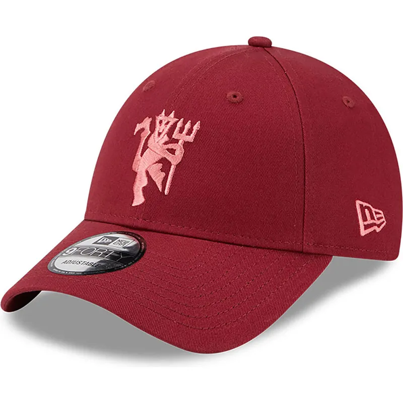 shapka-izvita-chervena-reguliruem-9forty-seasonal-na-manchester-united-football-club-premier-league-ot-new-era