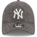 shapka-izvita-siv-reguliruem-9twenty-tweed-pack-na-new-york-yankees-mlb-ot-new-era