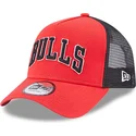 shapka-izvita-traker-chervena-snapbek-a-frame-team-script-na-chicago-bulls-nba-ot-new-era