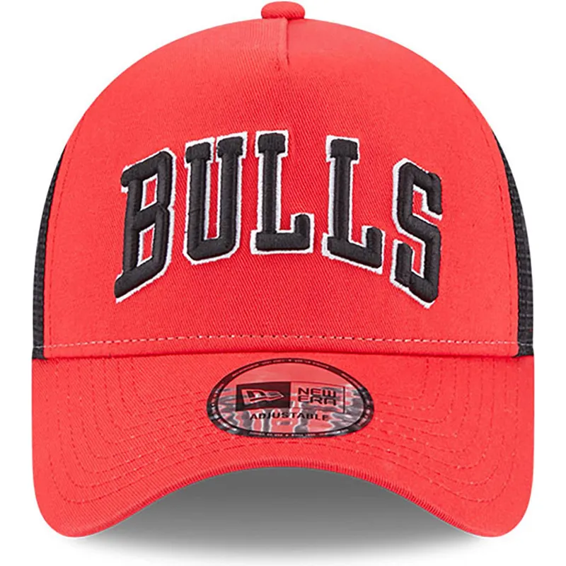 shapka-izvita-traker-chervena-snapbek-a-frame-team-script-na-chicago-bulls-nba-ot-new-era shapka-izvita-traker-chervena-snapbek-a-frame-team-script-na-chicago-bulls-nba-ot-new-era