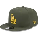shapka-ploska-zelena-snapbek-9fifty-side-patch-na-los-angeles-dodgers-mlb-ot-new-era