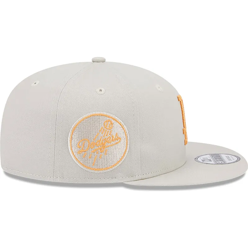 shapka-ploska-bezhov-snapbek-9fifty-side-patch-na-los-angeles-dodgers-mlb-ot-new-era shapka-ploska-bezhov-snapbek-9fifty-side-patch-na-los-angeles-dodgers-mlb-ot-new-era
