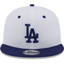 shapka-ploska-sinya-snapbek-9fifty-white-crown-patch-na-los-angeles-dodgers-mlb-ot-new-era