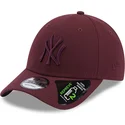 shapka-izvita-chervena-reguliruem-9forty-repreve-na-new-york-yankees-mlb-ot-new-era