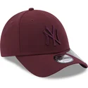 shapka-izvita-chervena-reguliruem-9forty-repreve-na-new-york-yankees-mlb-ot-new-era
