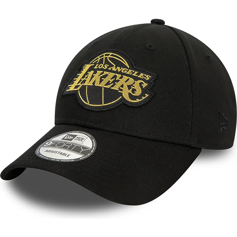 shapka-izvita-cherna-reguliruem-9forty-metallic-badge-na-los-angeles-lakers-nba-ot-new-era