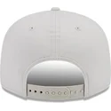 shapka-ploska-bezhov-snapbek-9fifty-league-essential-na-new-york-yankees-mlb-ot-new-era