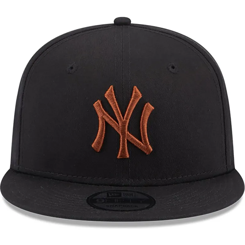 shapka-ploska-cherna-snapbek-9fifty-league-essential-na-new-york-yankees-mlb-ot-new-era