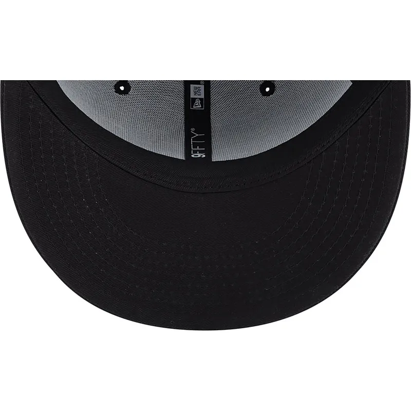 shapka-ploska-cherna-snapbek-9fifty-league-essential-na-new-york-yankees-mlb-ot-new-era