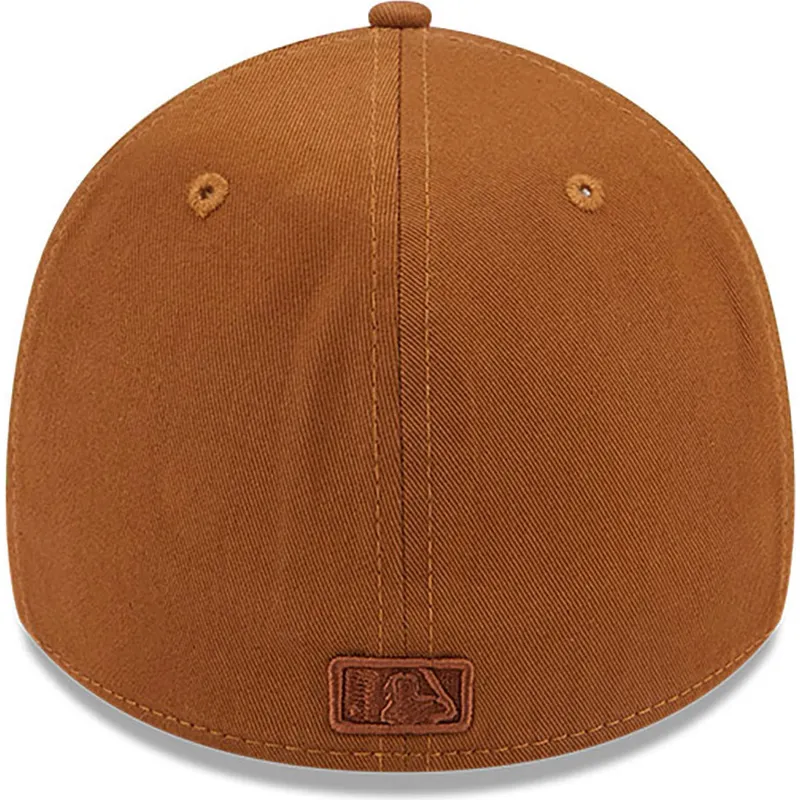 shapka-izvita-kafyav-prilepnala-39thirty-league-essential-na-new-york-yankees-mlb-ot-new-era