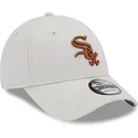 shapka-izvita-bezhov-reguliruem-9forty-league-essential-na-chicago-white-sox-mlb-ot-new-era