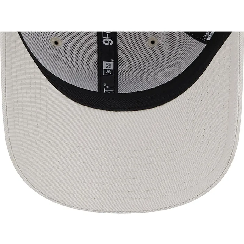 shapka-izvita-bezhov-reguliruem-9forty-league-essential-na-new-york-yankees-mlb-ot-new-era shapka-izvita-bezhov-reguliruem-9forty-league-essential-na-new-york-yankees-mlb-ot-new-era