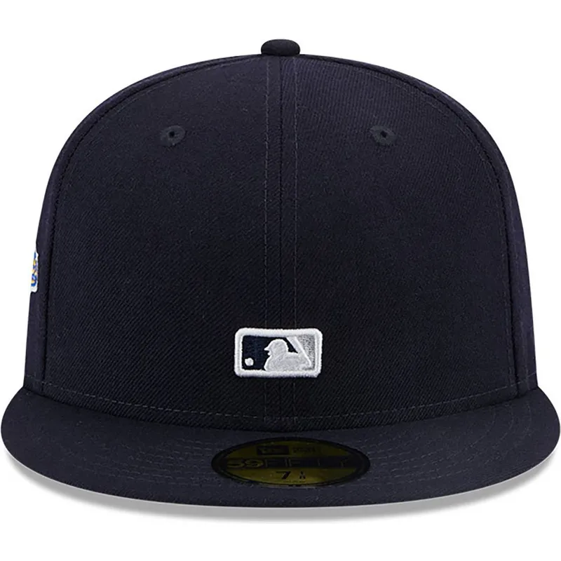 shapka-ploska-tmnosin-prilepnala-59fifty-reverse-na-new-york-yankees-mlb-ot-new-era