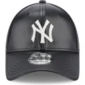 shapka-izvita-cherna-reguliruem-9forty-leather-na-new-york-yankees-mlb-ot-new-era