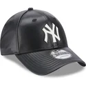 shapka-izvita-cherna-reguliruem-9forty-leather-na-new-york-yankees-mlb-ot-new-era