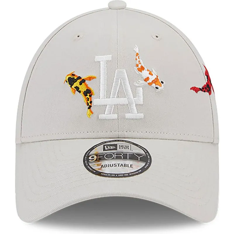 shapka-izvita-bezhov-reguliruem-9forty-koi-fish-na-los-angeles-dodgers-mlb-ot-new-era