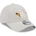 shapka-izvita-bezhov-reguliruem-9forty-koi-fish-na-los-angeles-dodgers-mlb-ot-new-era