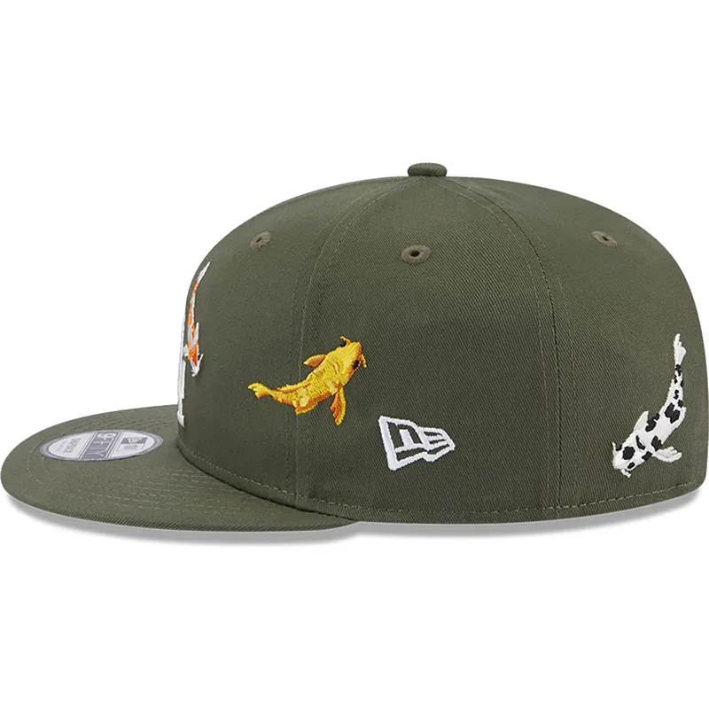 shapka-ploska-zelena-snapbek-9fifty-koi-fish-na-los-angeles-dodgers-mlb-ot-new-era