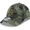shapka-izvita-kamuflazh-reguliruem-9forty-all-over-print-painted-na-los-angeles-dodgers-mlb-ot-new-era