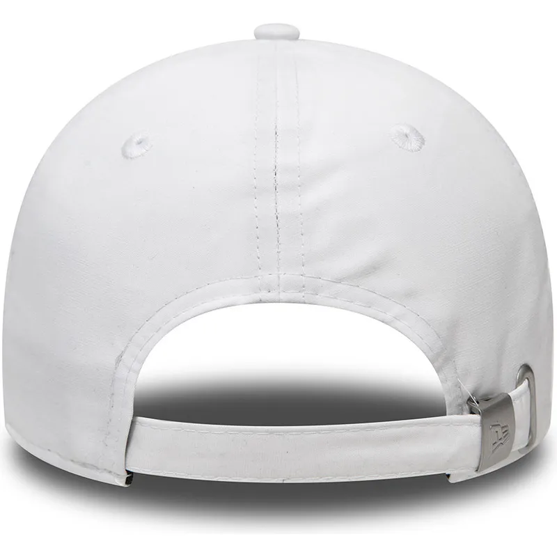 hvid-justerbar-9forty-flawless-logo-kasket-med-buet-skygge-fra-new-york-yankees-mlb-af-new-era