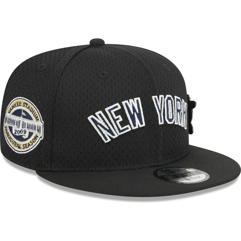 schwarze-flache-snapback-kappe-9fifty-post-up-pin-der-new-york-yankees-mlb-von-new-era