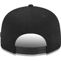 shapka-ploska-cherna-snapbek-9fifty-post-up-pin-na-chicago-bulls-nba-ot-new-era