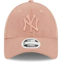 shapka-izvita-roza-reguliruem-9forty-velour-na-new-york-yankees-mlb-ot-new-era