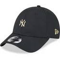 shapka-izvita-cherna-reguliruem-9forty-pin-na-new-york-yankees-mlb-ot-new-era
