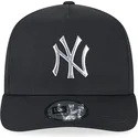 new-era-new-york-yankees-mlb-a-frame-foil-pack-schwarze-snapback-kappe-mit-gebogenem-schirm