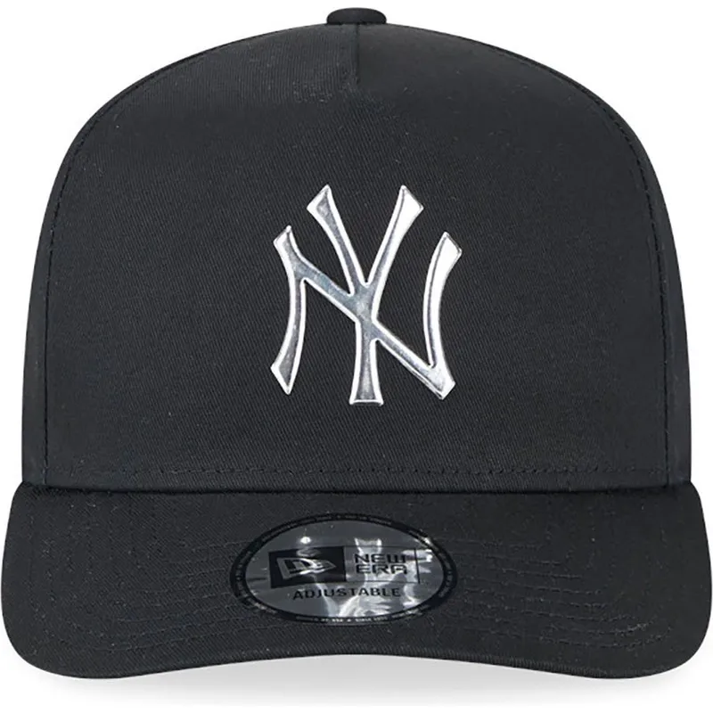 shapka-izvita-cherna-snapbek-a-frame-foil-pack-na-new-york-yankees-mlb-ot-new-era