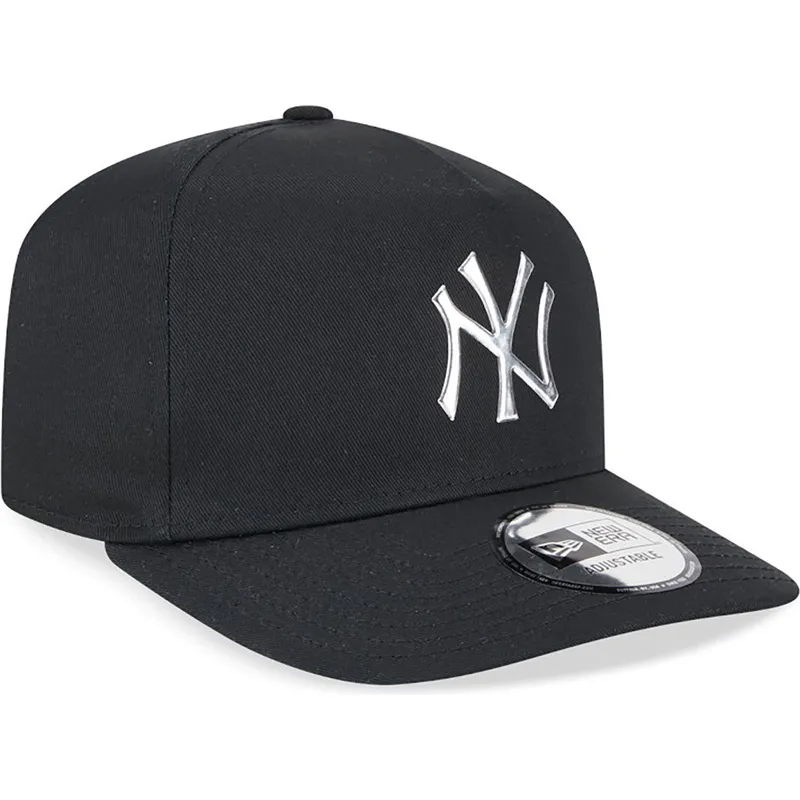 shapka-izvita-cherna-snapbek-a-frame-foil-pack-na-new-york-yankees-mlb-ot-new-era