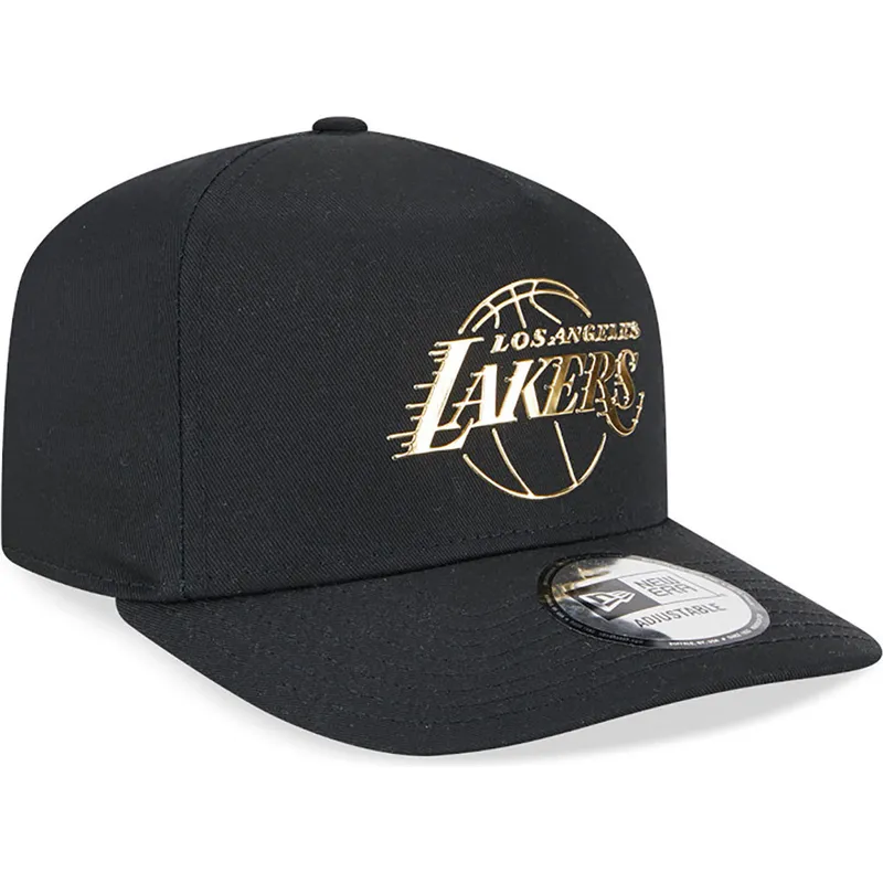 shapka-izvita-cherna-snapbek-a-frame-foil-pack-na-los-angeles-lakers-nba-ot-new-era