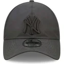 shapka-izvita-cherna-reguliruem-9twenty-gore-tex-na-new-york-yankees-mlb-ot-new-era