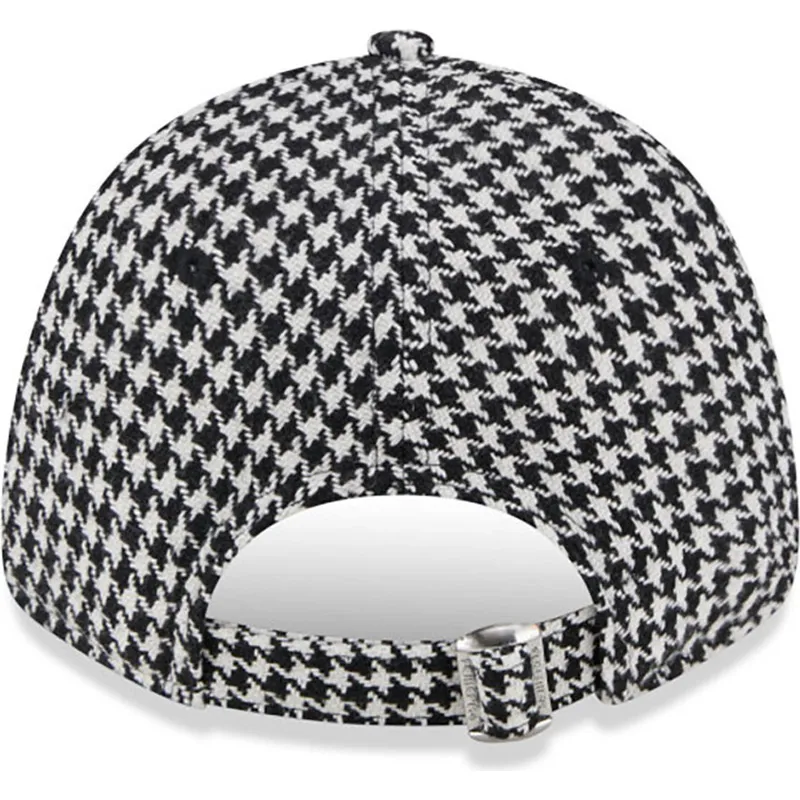 shapka-izvita-cherna-reguliruem-9forty-houndstooth-na-new-york-yankees-mlb-ot-new-era shapka-izvita-cherna-reguliruem-9forty-houndstooth-na-new-york-yankees-mlb-ot-new-era