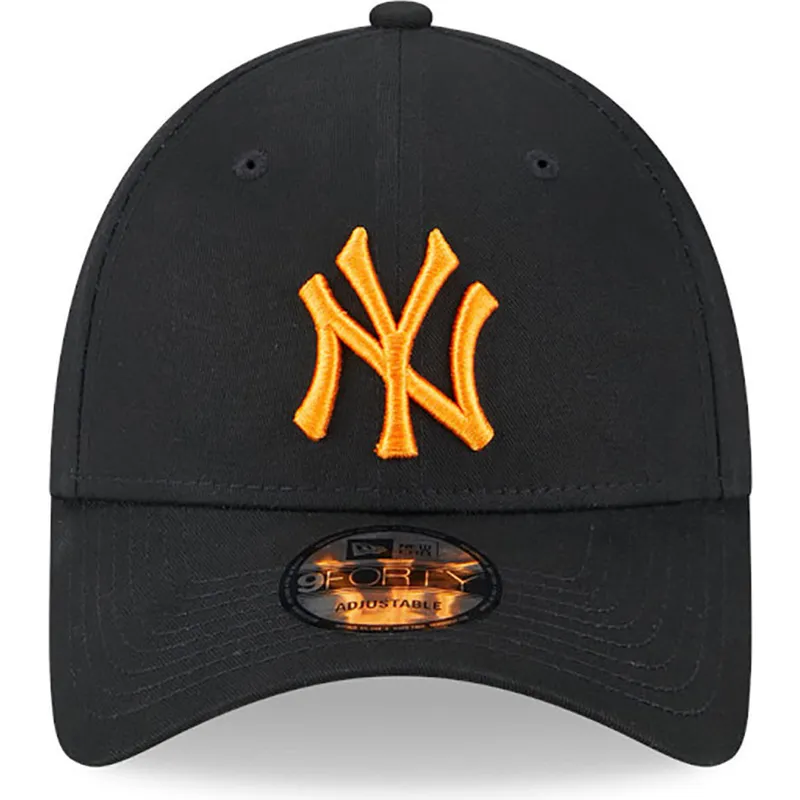 shapka-izvita-cherna-reguliruem-9forty-league-essential-na-new-york-yankees-mlb-ot-new-era